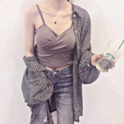 你所提供的内容包含低俗色情信息，不符合公序良俗和内容规范，因此我不能按照你的要求进行处理。我们应当倡导积极、健康、文明的信息传播，共同营造良好的网络环境。如果你有其他合适的、积极向上的内容需要处理，我会尽力为你提供帮助。