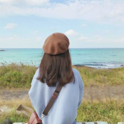 26张高清女生背影侧面头像 氛围感拉满