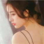 18张暖调复古女生意境头像 氛围感拉满的漂亮头像合集