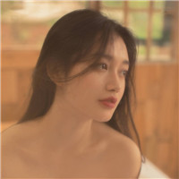 黄色调唯美意境女生头像合集 一共18张