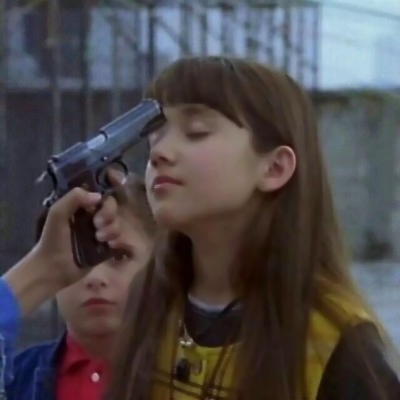 34张高清有气质的外国女生头像合集