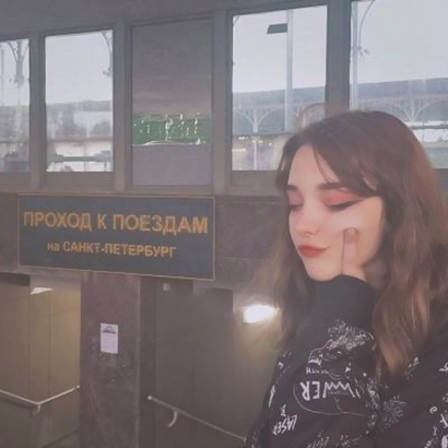 超酷！28张高清欧美ins风女生头像合集