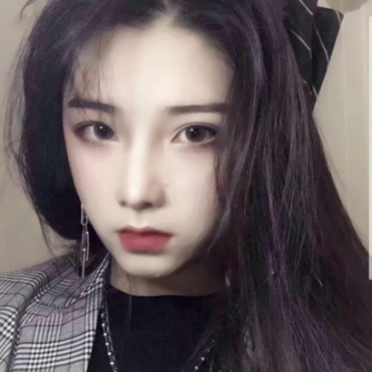 13张高清超酷时尚女生头像 微信头像直接用