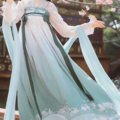 36张不露脸汉服古风女生部位头像 高清又唯美