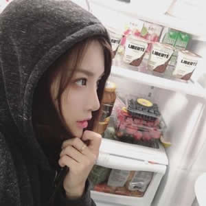 12张高清好看的女生yy头像合集