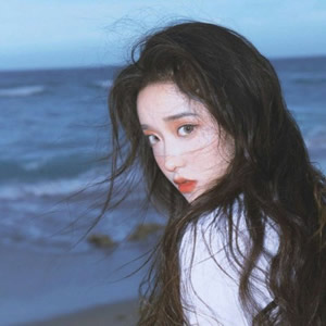 16组清新氛围感闺蜜QQ头像 一人一张高清好看款