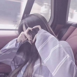 16张清新甜美的女生头像合集 可爱软妹风格高清图