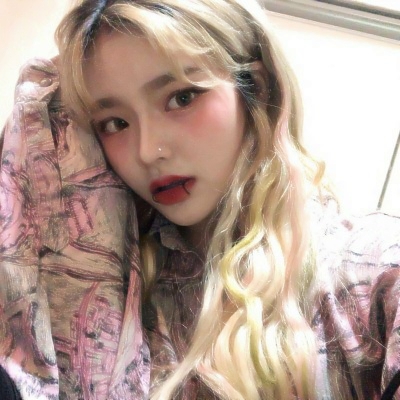 女生单身QQ头像 32张高清好看的单身狗头像合集
