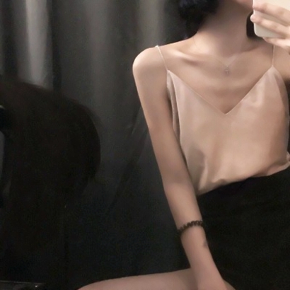 女生锁骨部位QQ头像 36张高清性感女生头像图