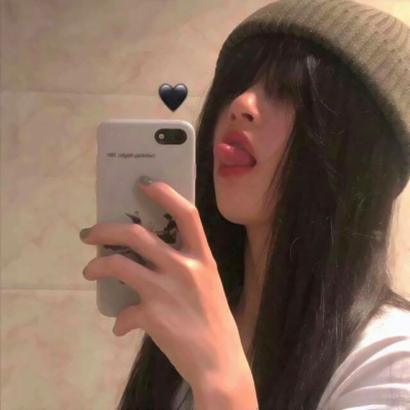 20张高清超酷萌感女生头像 直接存就能用