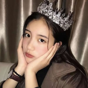 气质高冷的时尚女生头像 16张高清养眼图
