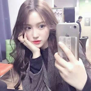 12张高清手机控女生头像 最新好看的都在这了