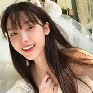 原宿风女头像高清合集！16张氛围感拉满的女生头像