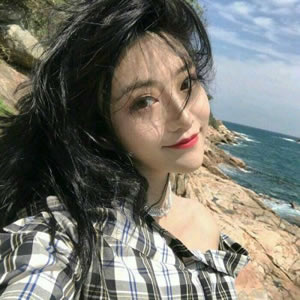 14张高清海边女生QQ头像 氛围感拉满的唯美款
