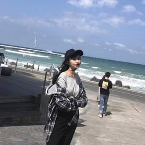 最新女生海边头像合集 共20张