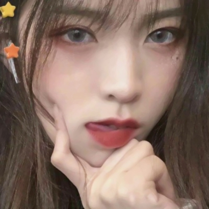 13张高清超酷时尚女生头像 微信头像直接用