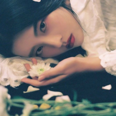 30张气质拉满的复古风女生头像 高清氛围感拉满