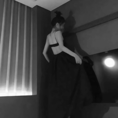 13张高清霸气黑白伤感女生QQ头像合集