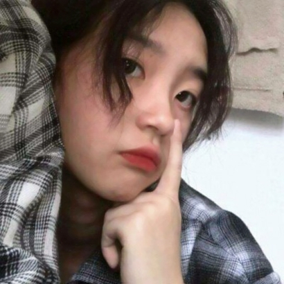 20张高清超酷萌感女生头像 直接存就能用