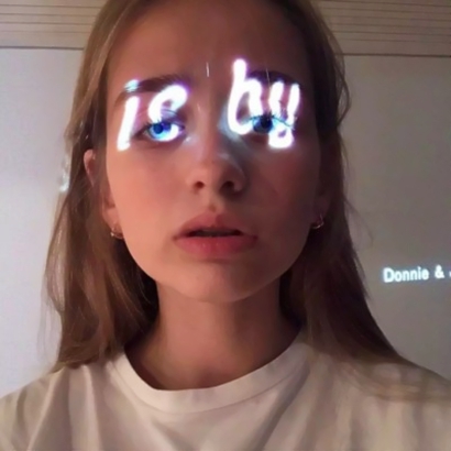 34张高清好看的外国网红女生头像合集