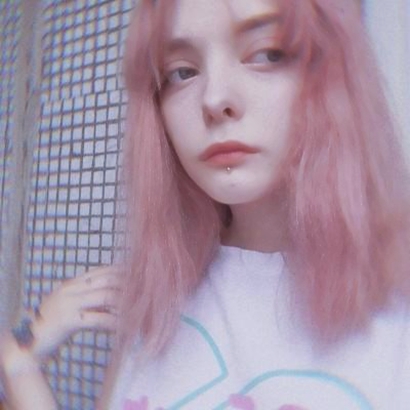 超酷！28张高清欧美ins风女生头像合集