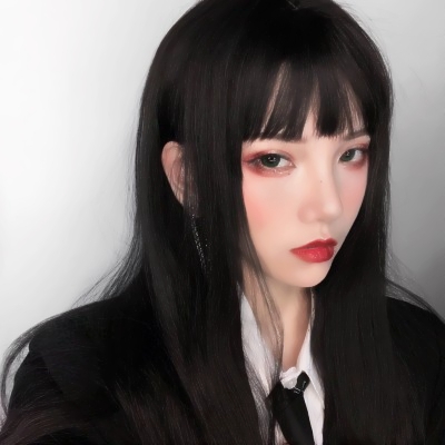 超拽酷飒女生真人头像 33张高清无水印合集