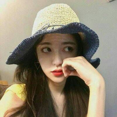 12张高清唯美小清新女生头像 氛围感拉满