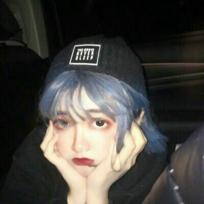 款高冷霸气个性女生头像 共30张