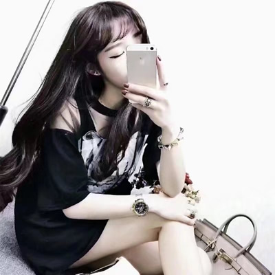 18张高清富二代女生头像 白富美风格头像合集