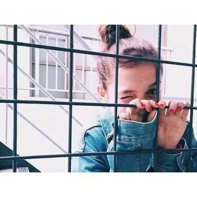 10张清新淡雅安静感女生头像 高清意境图合集