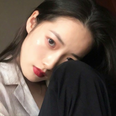 24张高清成熟韵味女生头像 沉稳气质感拉满