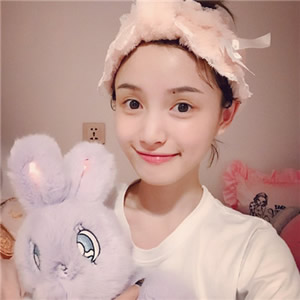 12张可爱单纯女生头像 高清漂亮女生照片合集