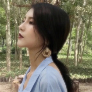 女生文艺范微信头像合集！12张一眼就心动的唯美女头