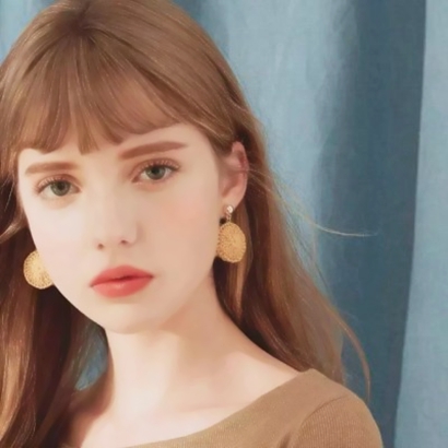 帅气感拉满！12张高清欧美女头合集