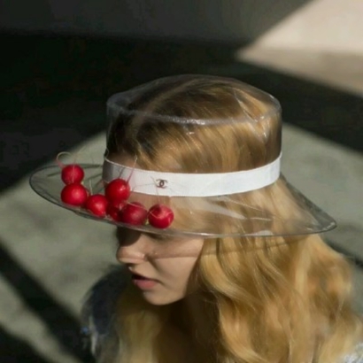 26张高清好看的欧美女生QQ头像合集