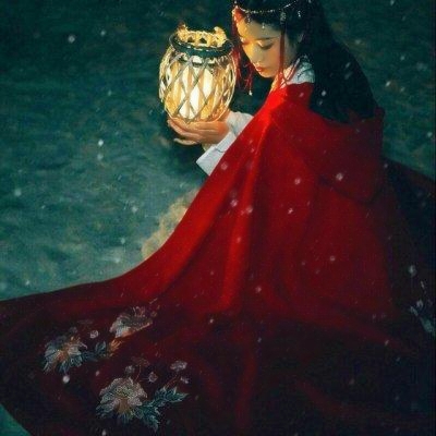 23张高清古装美女头像合集 氛围感拉满的古风女头