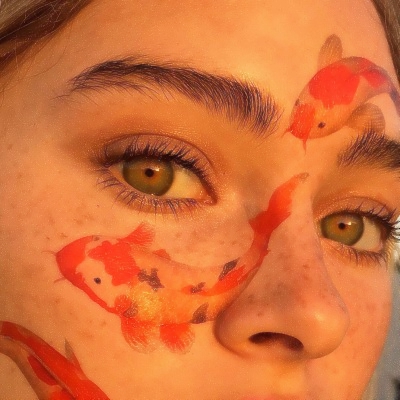 女生单眼头像合集！18张高清个性眼睛头像来了