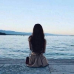 长发女生背影头像合集！19张高清唯美氛围感头像图