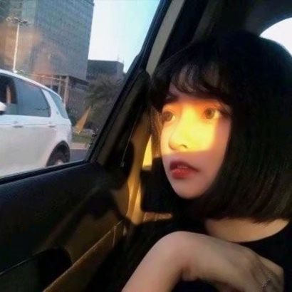 27张高清霸气真人女生头像 超酷氛围感拉满