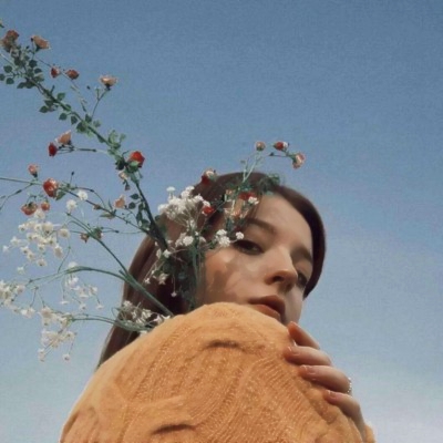 34张高清有气质的外国女生头像合集