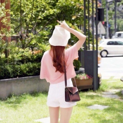 12张高清女头背影小清新真实头像合集