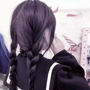 微信背影女头像 16张高清可爱马尾女孩背影图合集