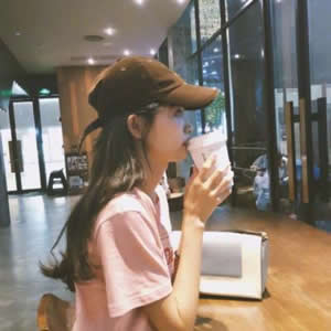 女生清纯文艺头像合集！16张高清好看的文艺美女头像来啦