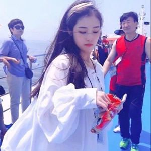 新款可爱时尚女生微信头像 16张高清大图分享