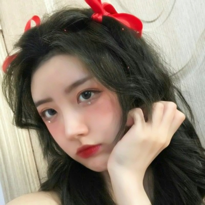 19张带感的女生伤感头像 带着回忆想哭的氛围感拉满