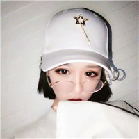 戴眼镜的漂亮女生头像合集来啦 共21张可爱款