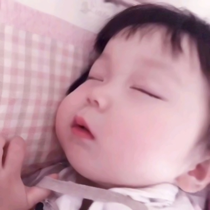 女生萌娃高清头像合集 18张可爱软萌女生头像来啦