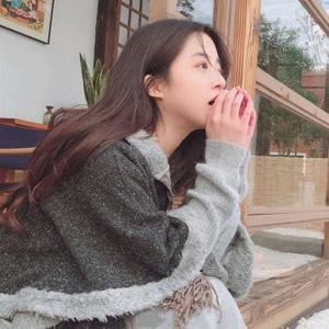 16组清新氛围感闺蜜QQ头像 一人一张高清好看款