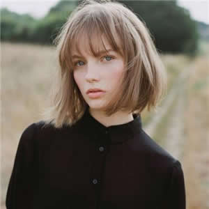 12张高清气质欧美范女生微信头像 好看又有格调