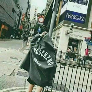 16张非主流女生背影头像 直接存就能用